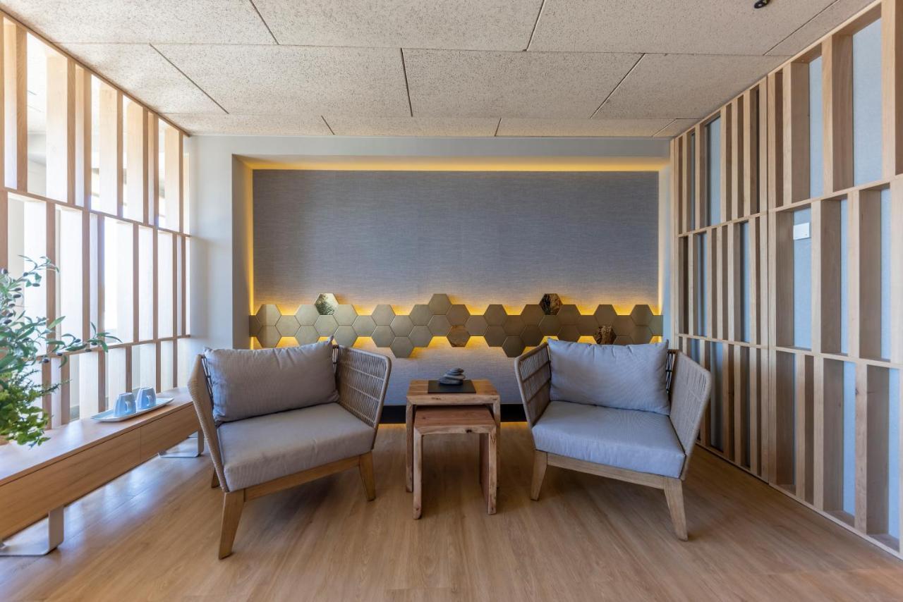 特拉沙酒店及Spa 罗萨斯 外观 照片